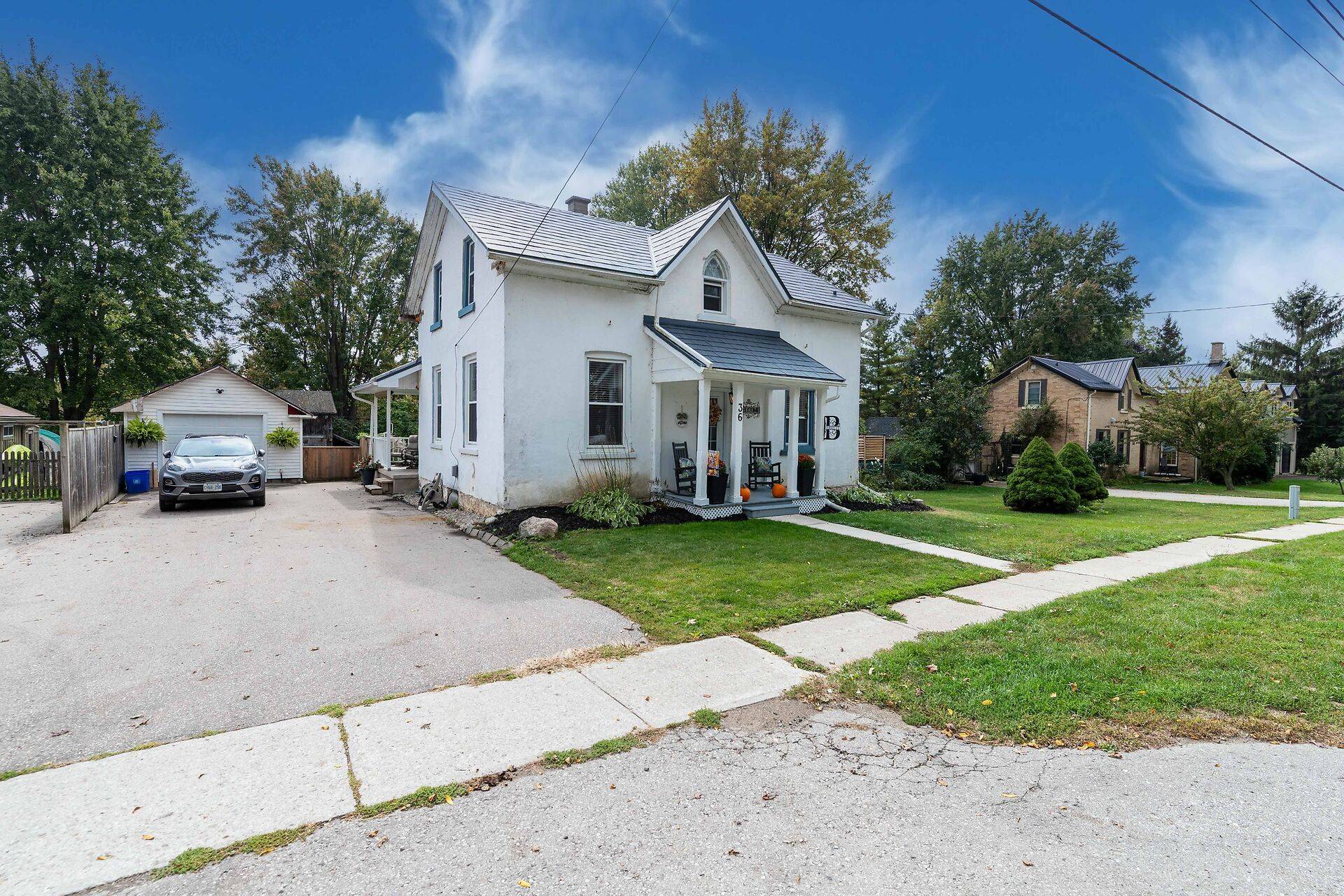 Blandford-blenheim, ON N0J 1B0,36 John ST W