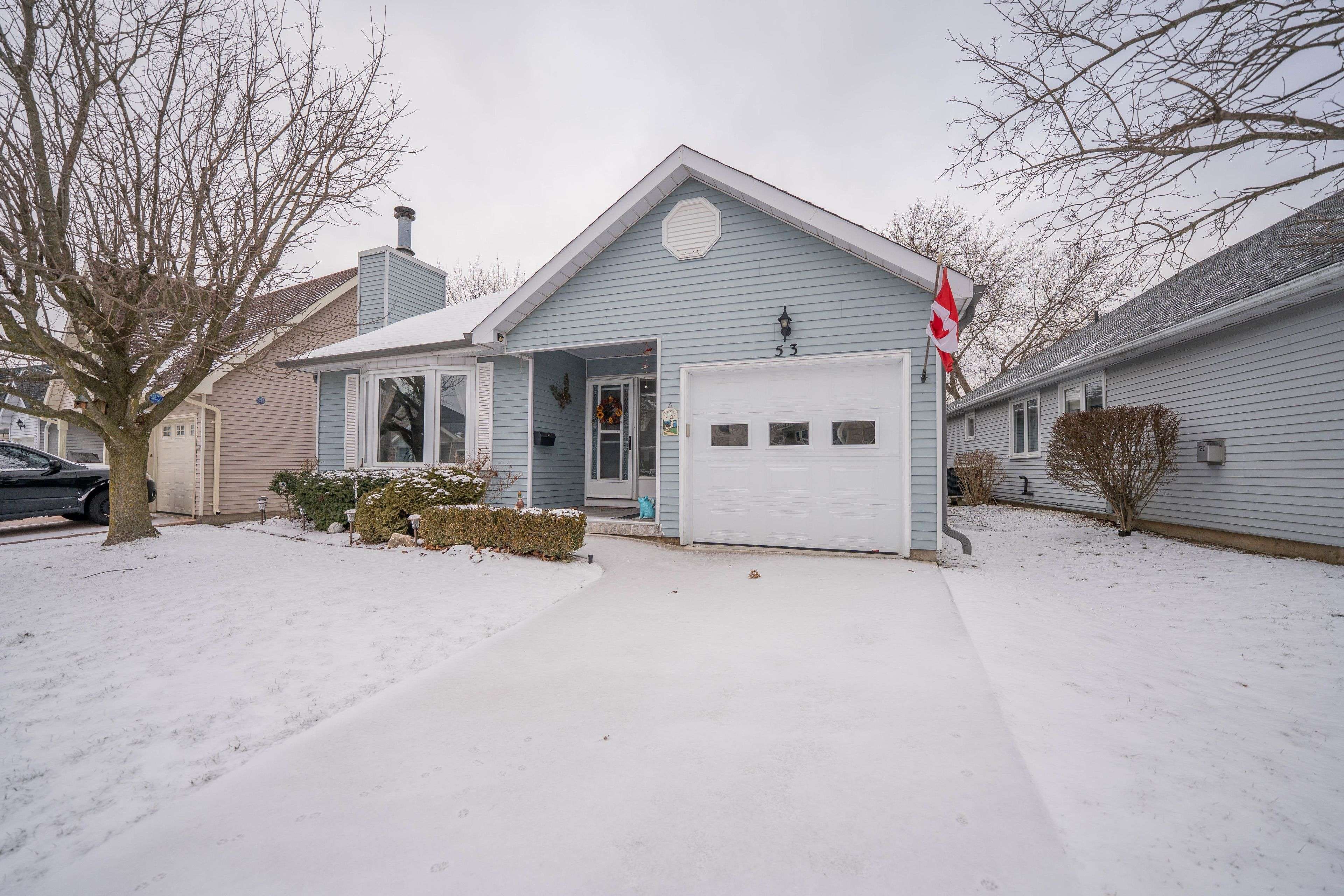 Tillsonburg, ON N4G 5K6,53 HAWKINS CRES