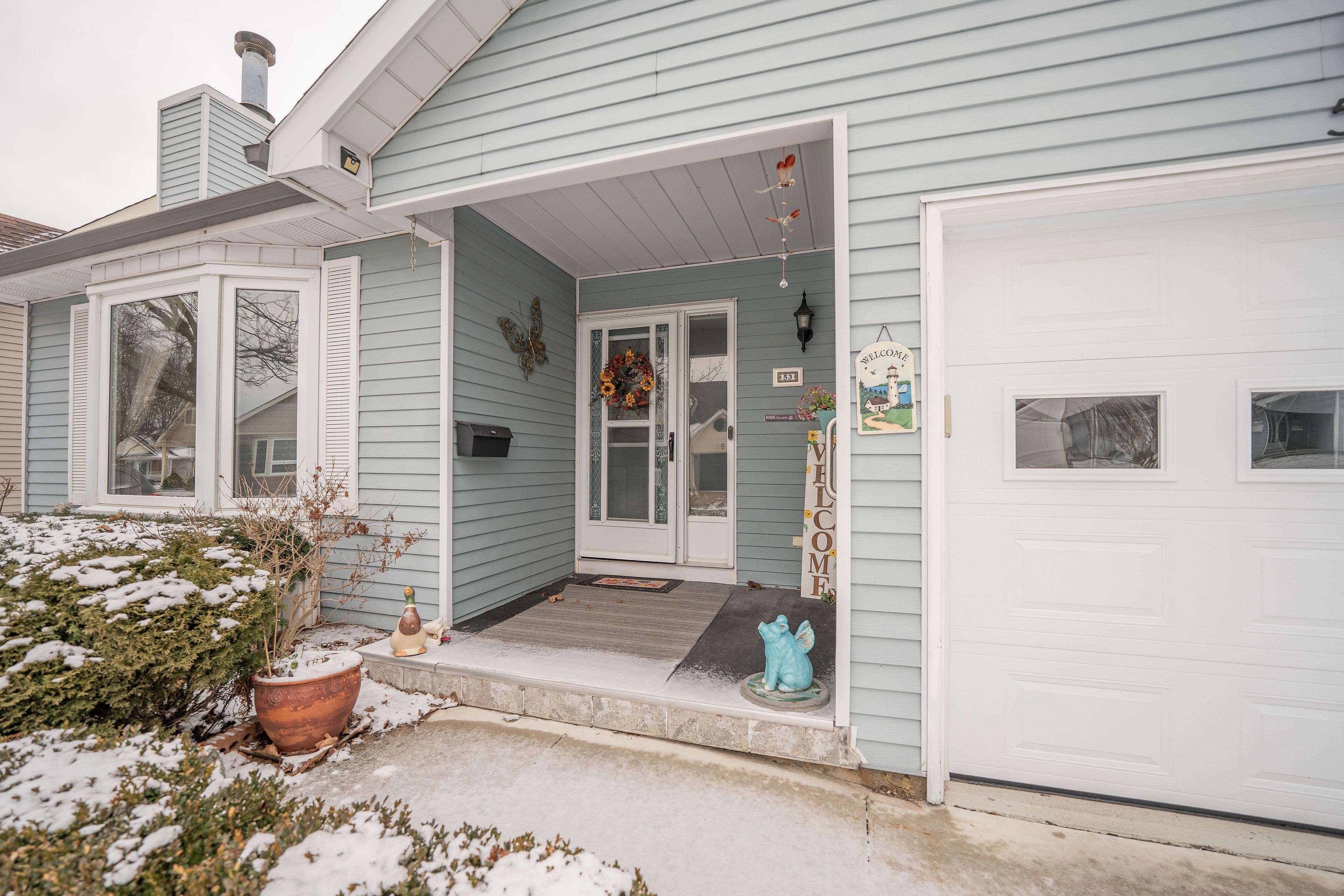 Tillsonburg, ON N4G 5K6,53 HAWKINS CRES