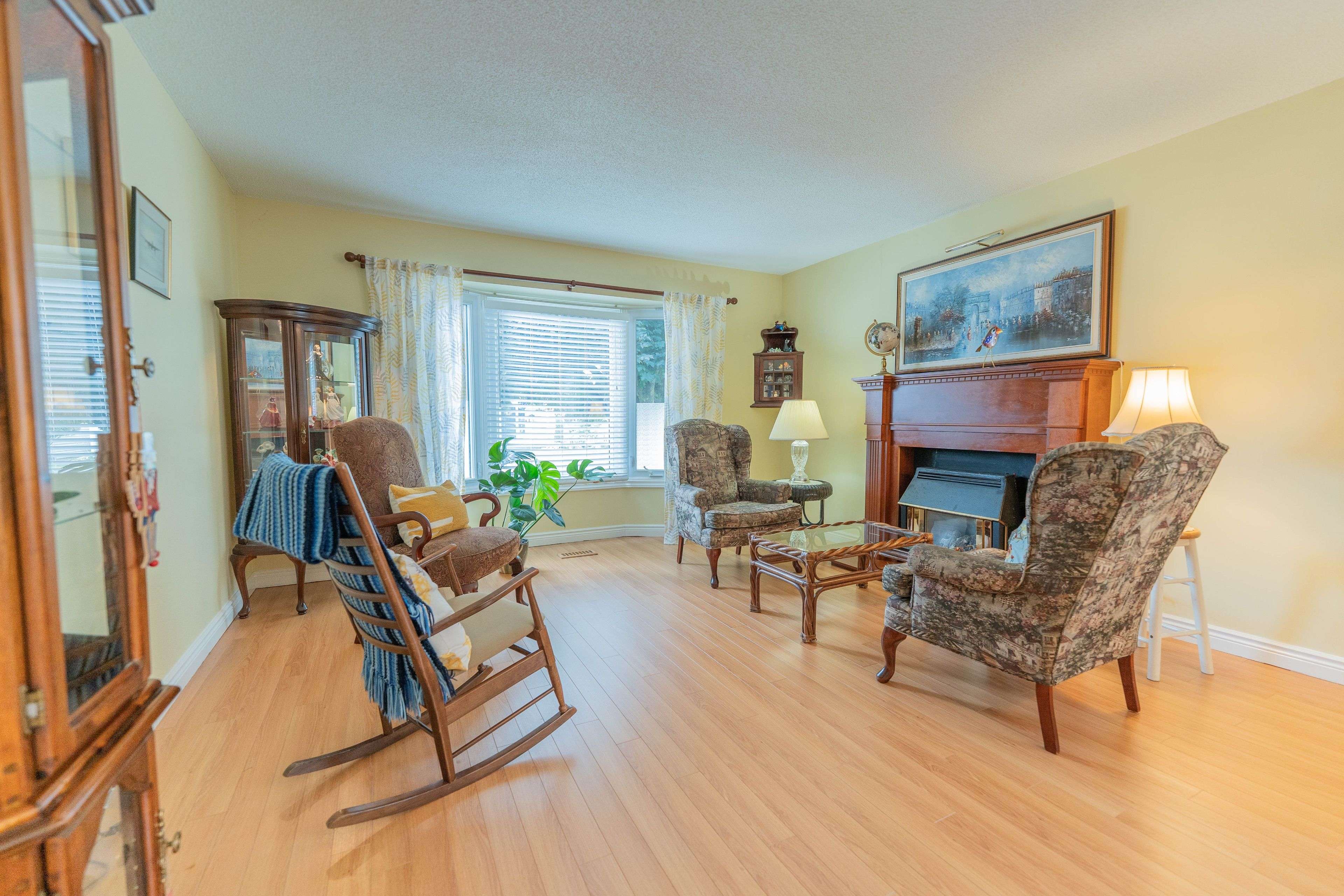 Tillsonburg, ON N4G 5K6,53 HAWKINS CRES