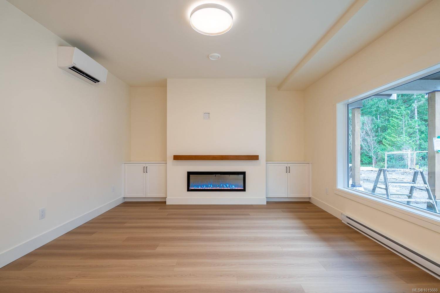 Ladysmith, BC V9G 0A7,668 Sanderson Rd