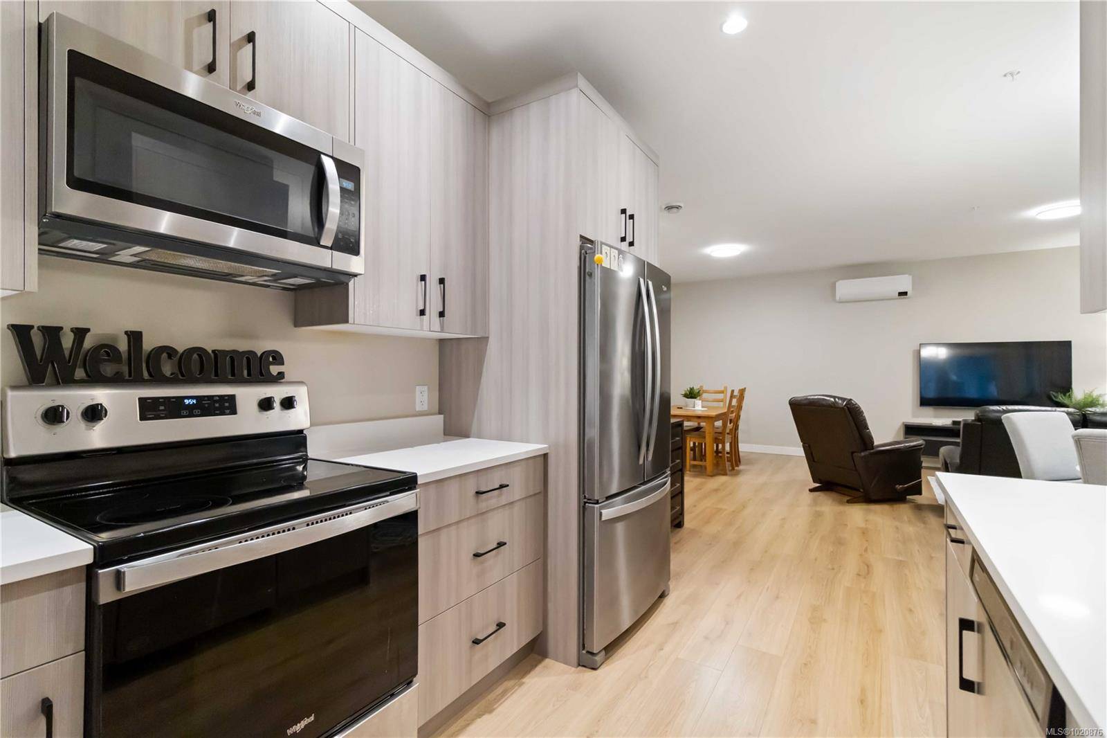 View Royal, BC V9B 5Z2,1943 West Park Lane