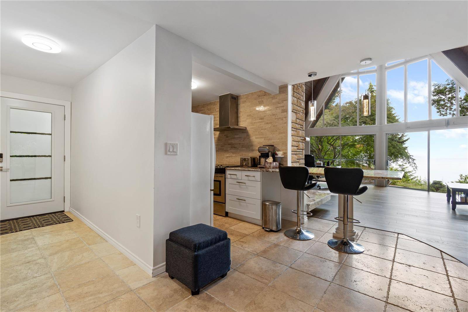 Nanaimo, BC V9V 1C8,5948 Waldbank Rd