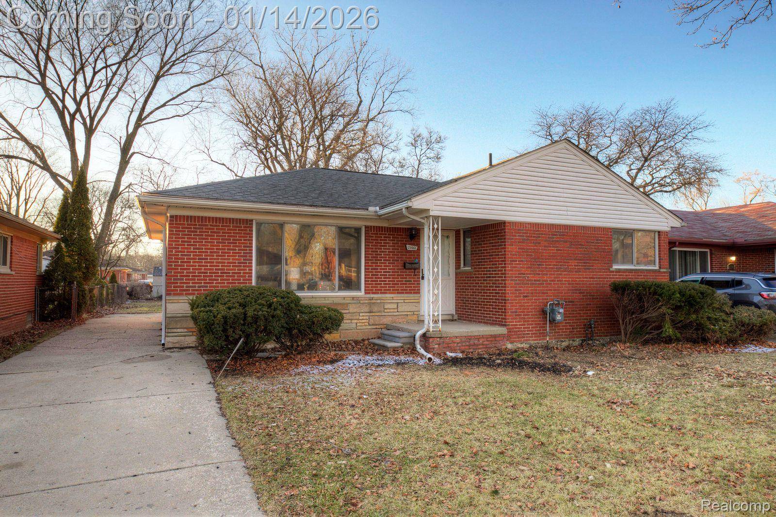 Oak Park, MI 48237,21661 Cloverlawn ST
