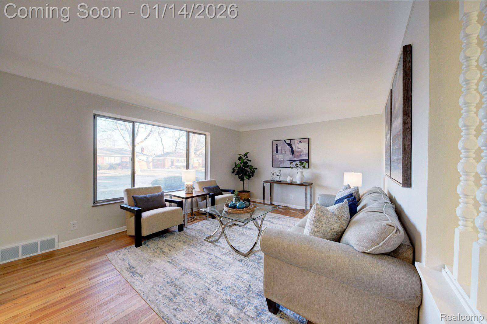 Oak Park, MI 48237,21661 Cloverlawn ST