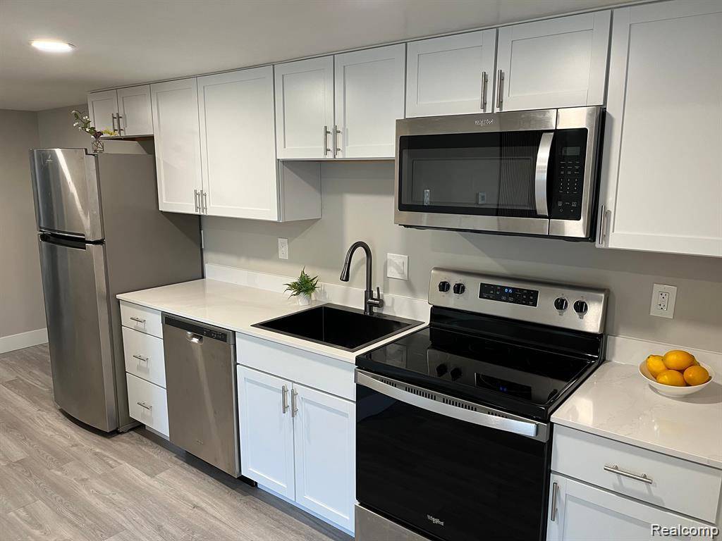 Berkley, MI 48072,2639 Columbia RD #8