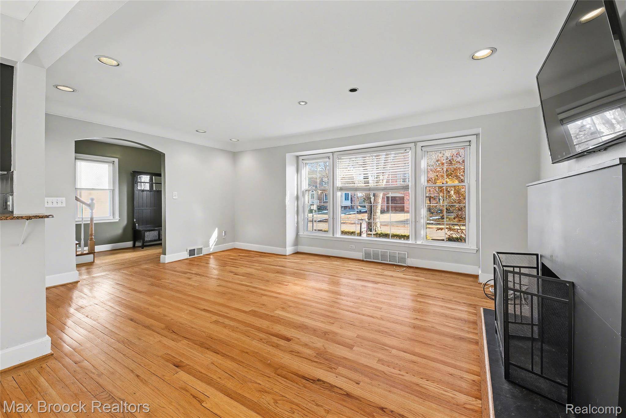 Birmingham, MI 48009,758 Chester ST