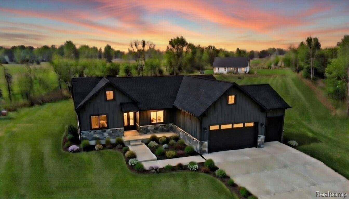 Richmond, MI 48062,77850 Angling RD