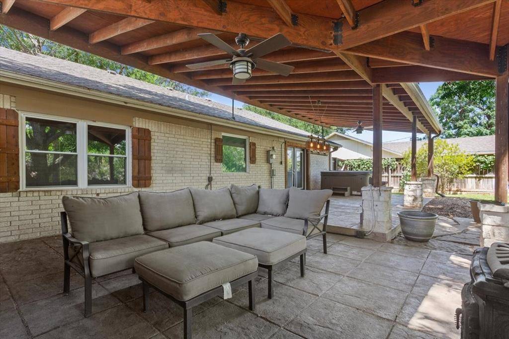 Woodway, TX 76712,601 Ivy Ann Drive