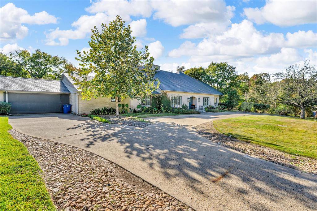 Dallas, TX 75254,7140 Spring Valley Road