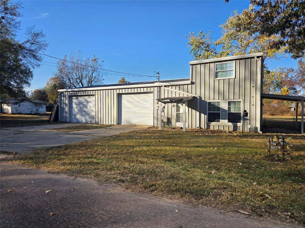 Avery, TX 75554,320 Utah Street