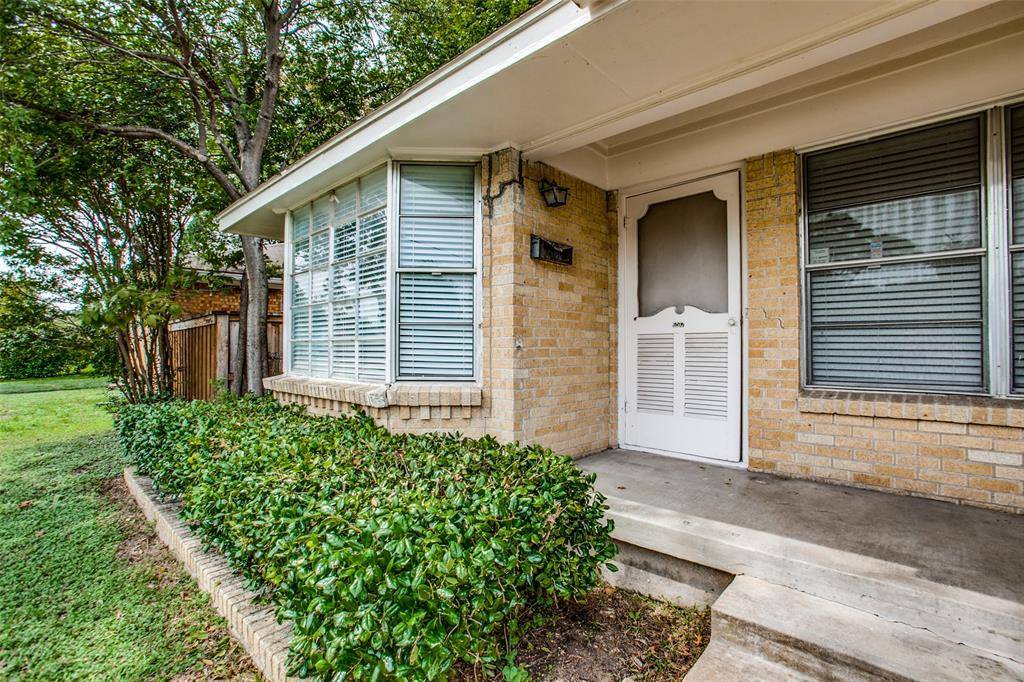 Dallas, TX 75214,6517 E Mockingbird Lane