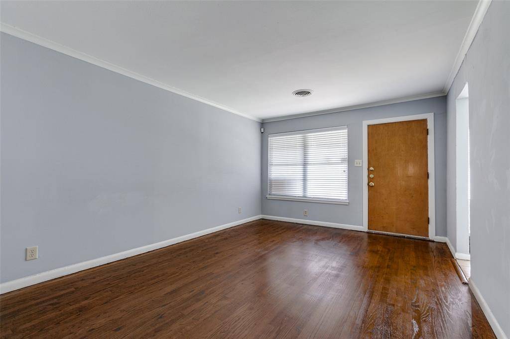 Dallas, TX 75214,6517 E Mockingbird Lane