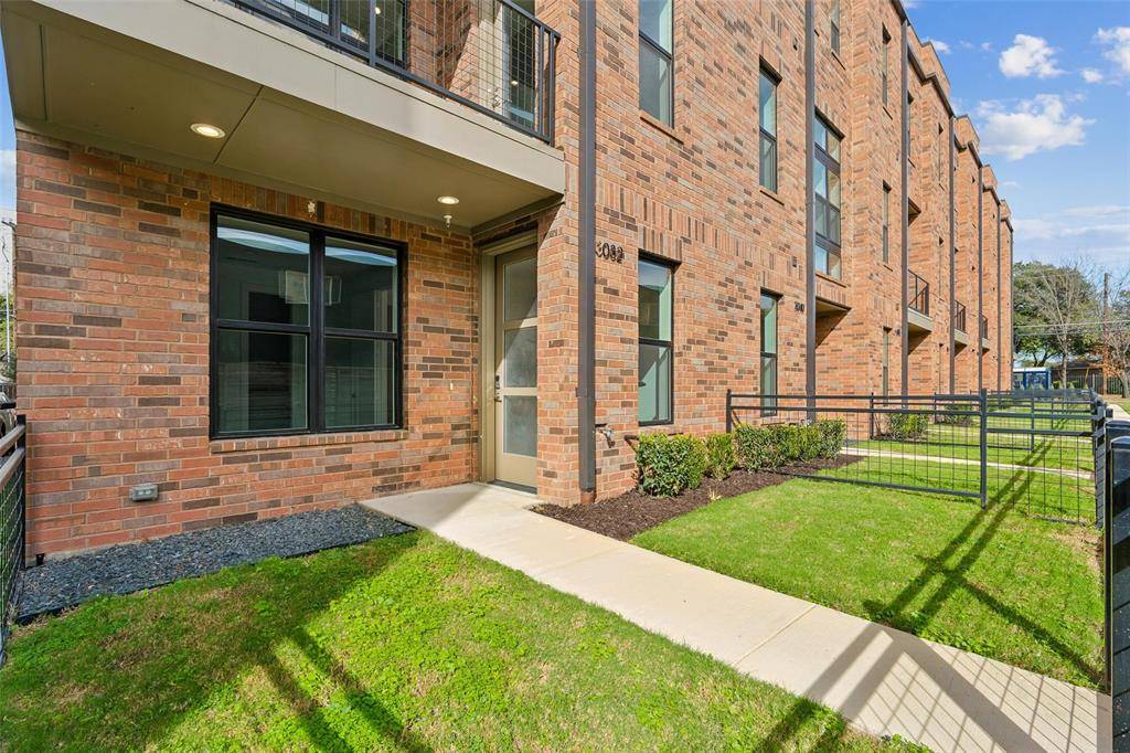 Dallas, TX 75219,3032 Chimes Street