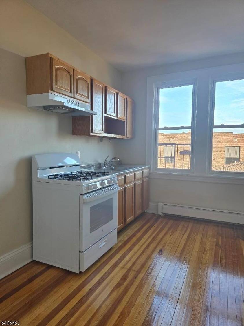 Clifton City, NJ 07011,80 Union Ave C6 #C6