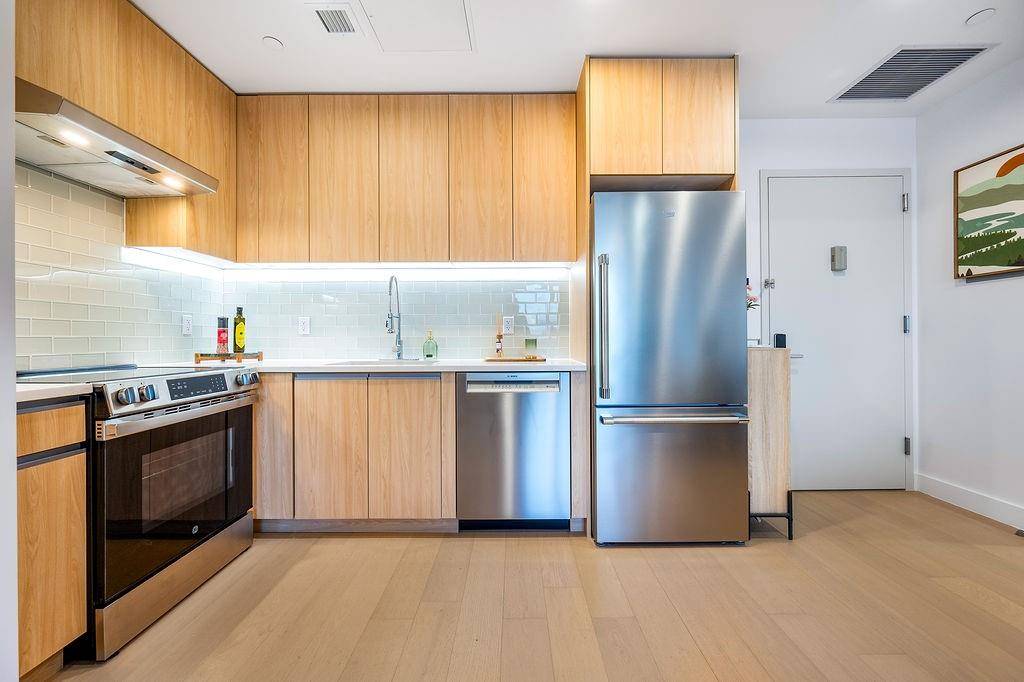 Flushing, NY 11354,150-02 Northern BLVD #6H