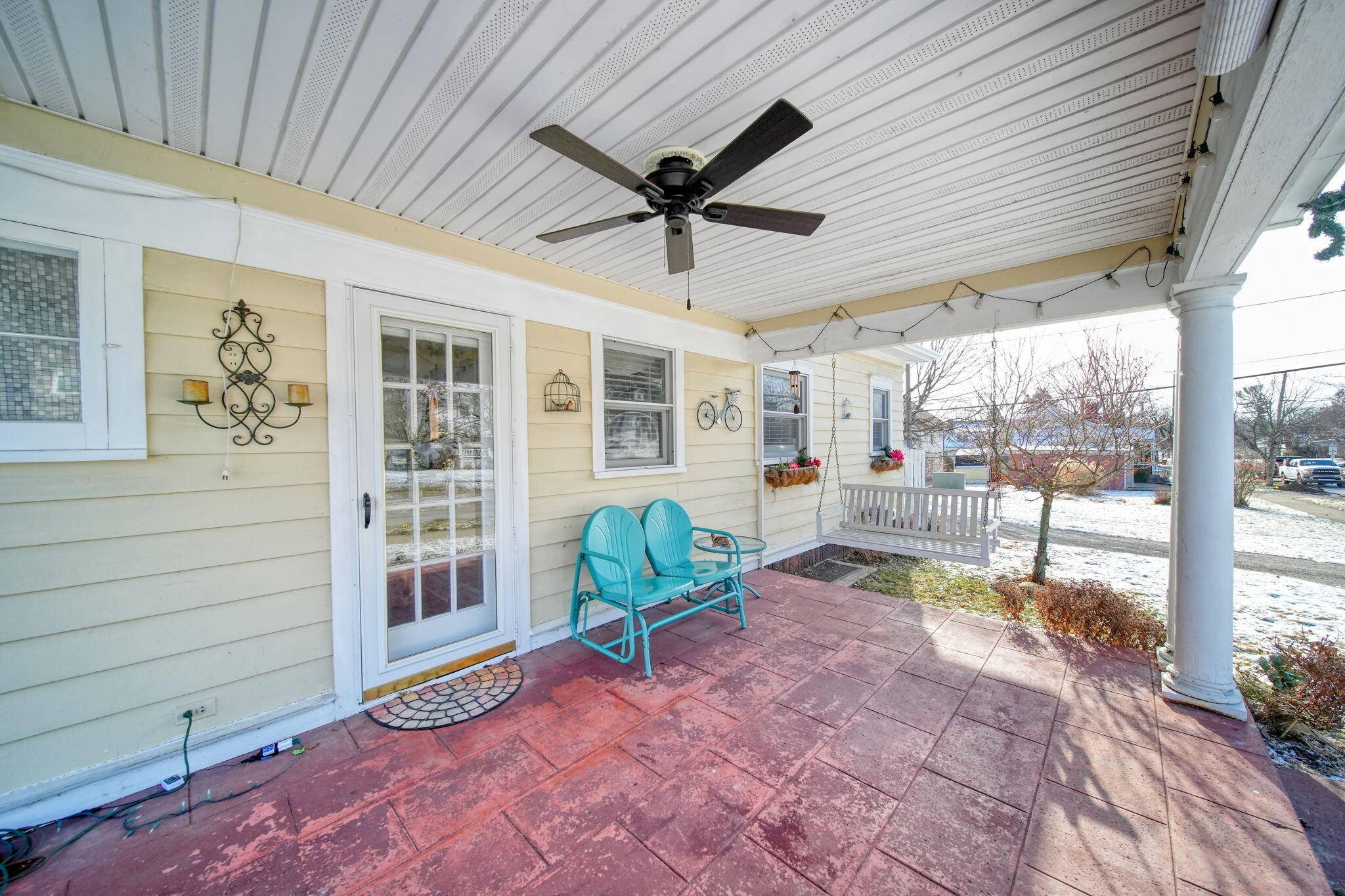 Jackson, MI 49203,793 Oakridge DR