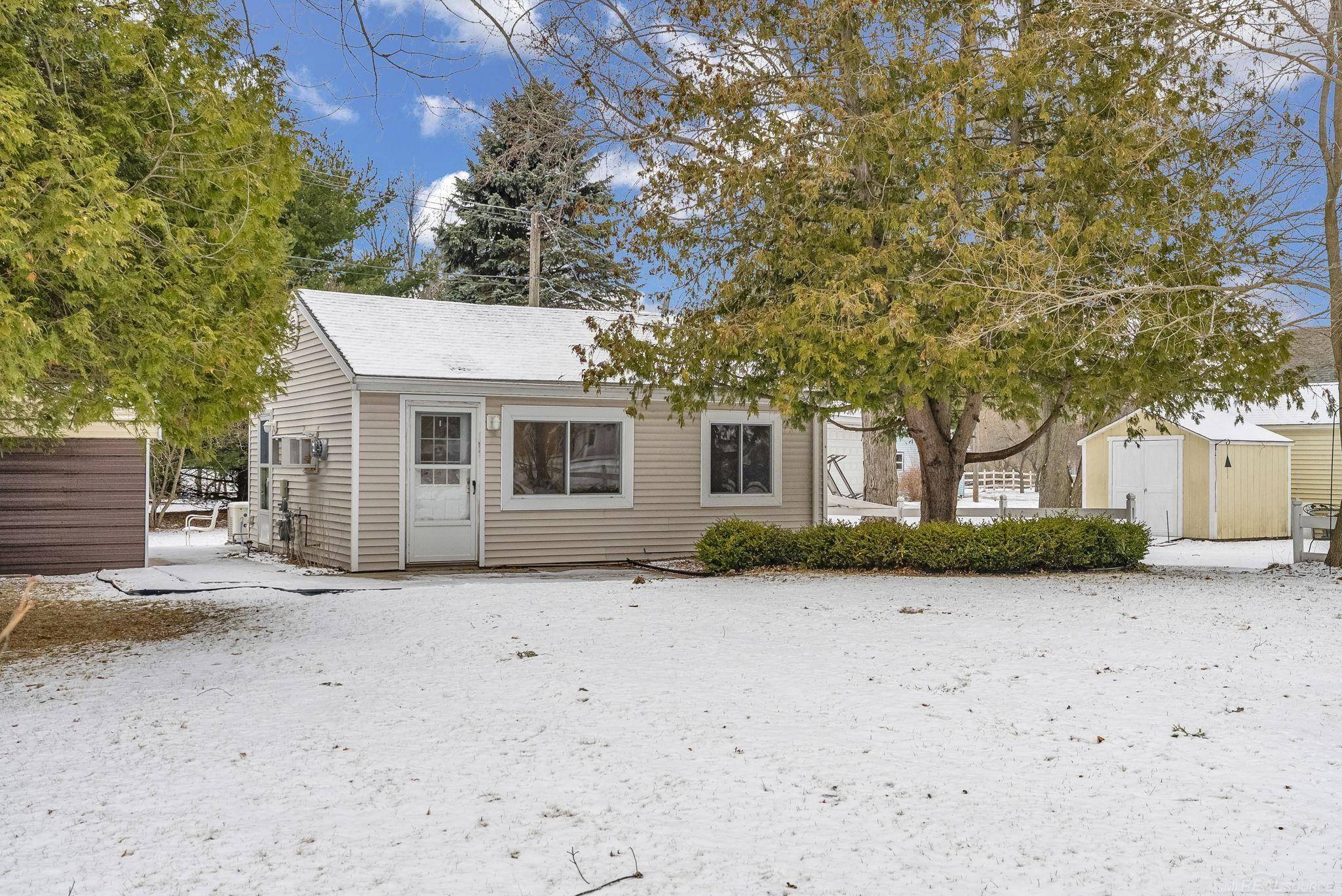 Lexington, MI 48450,7742 Lakeview RD