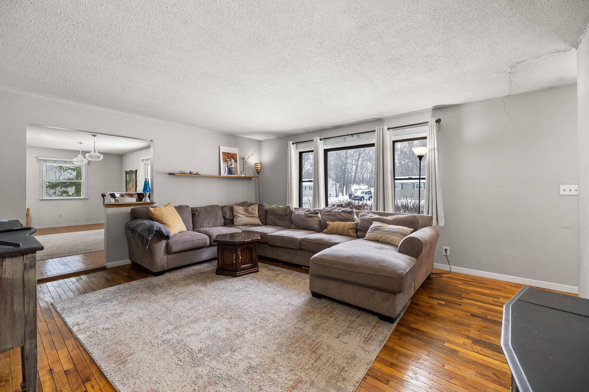 Traverse City, MI 49686,611 George ST