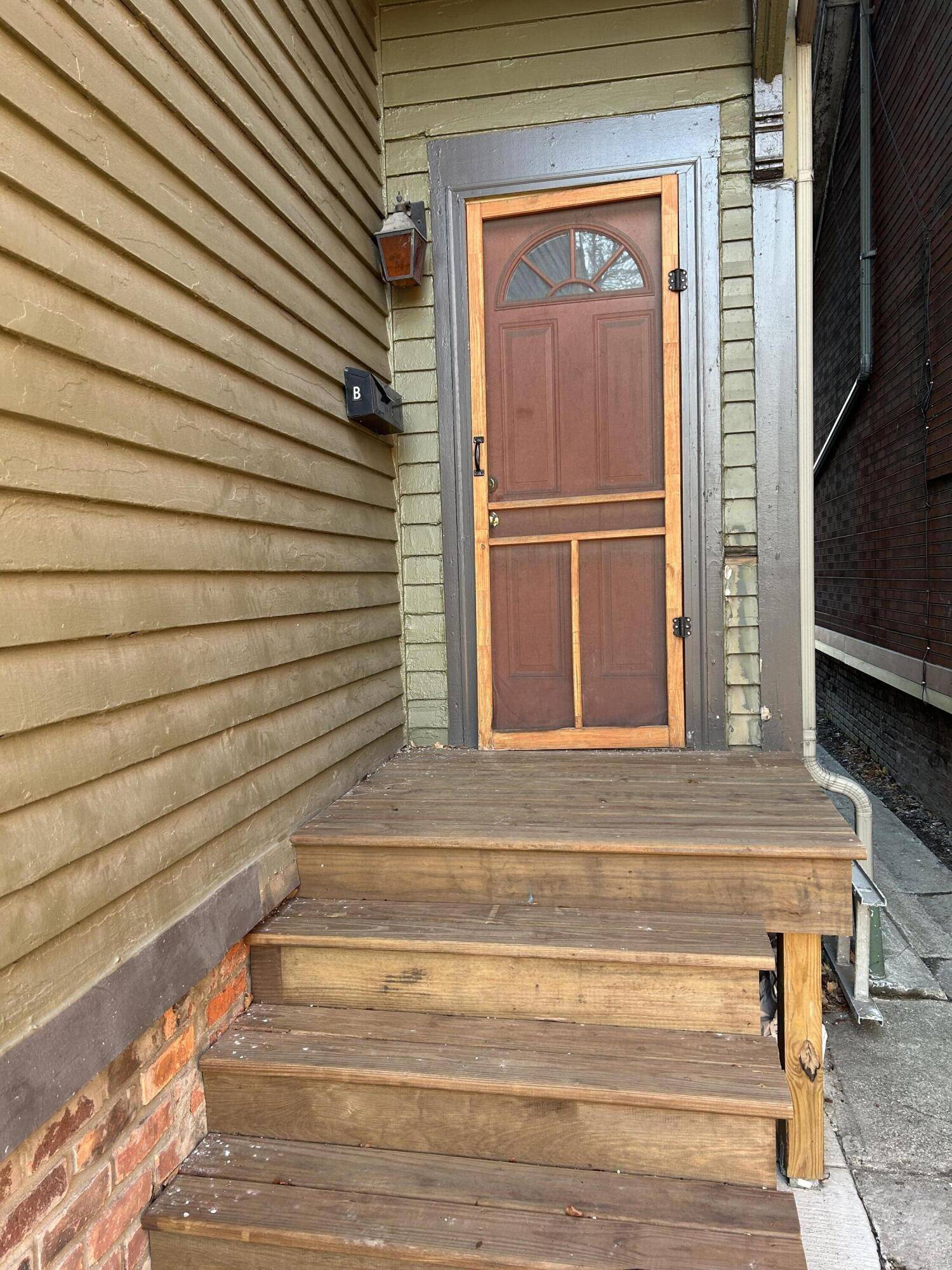 Detroit, MI 48216,1682 Bagley ST ## B