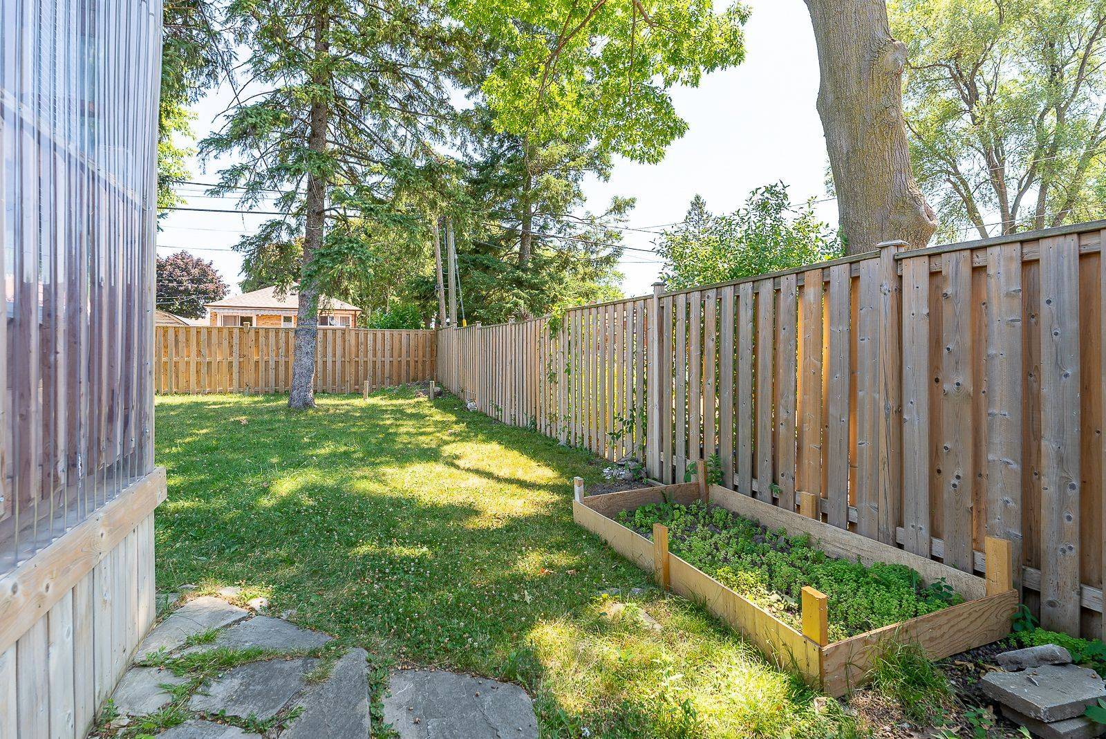 Toronto E09, ON M1J 1C1,675 Brimley RD #Basement