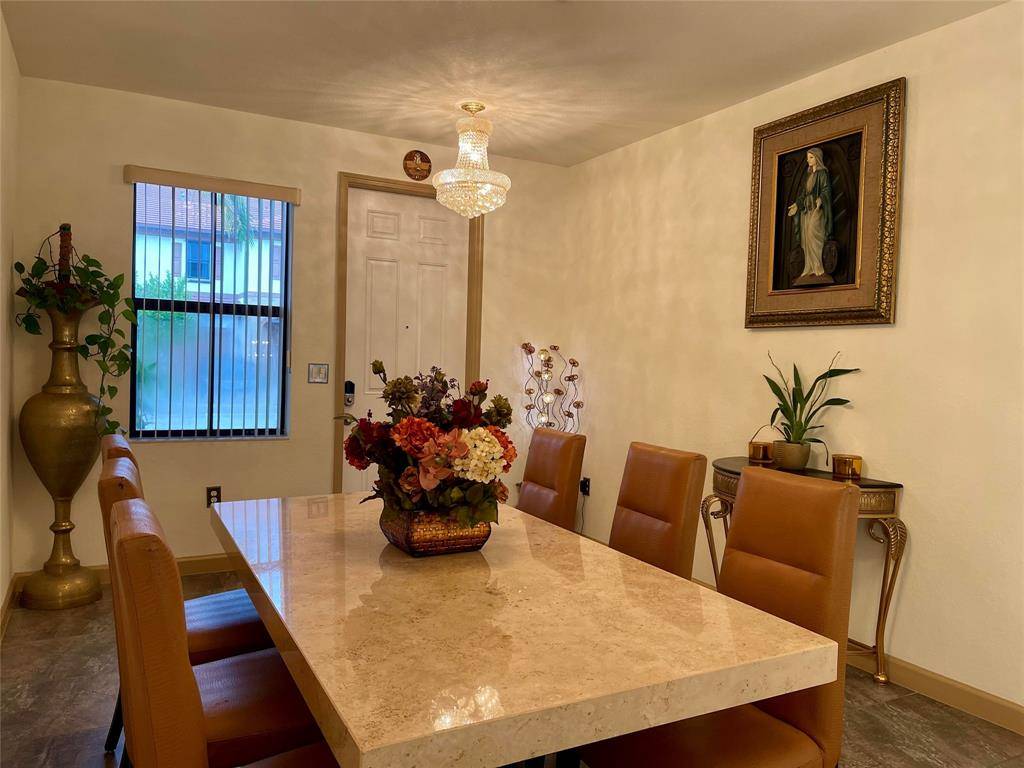 Hialeah, FL 33018,10396 W 34th Ln