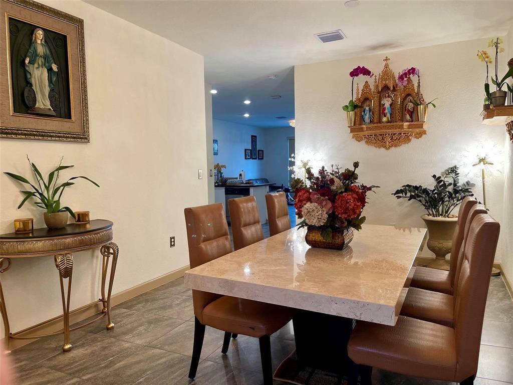 Hialeah, FL 33018,10396 W 34th Ln