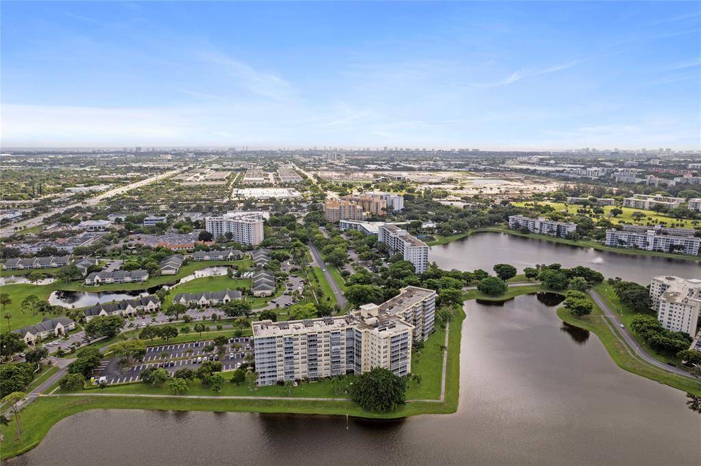 Pompano Beach, FL 33069,3095 N Course #1008