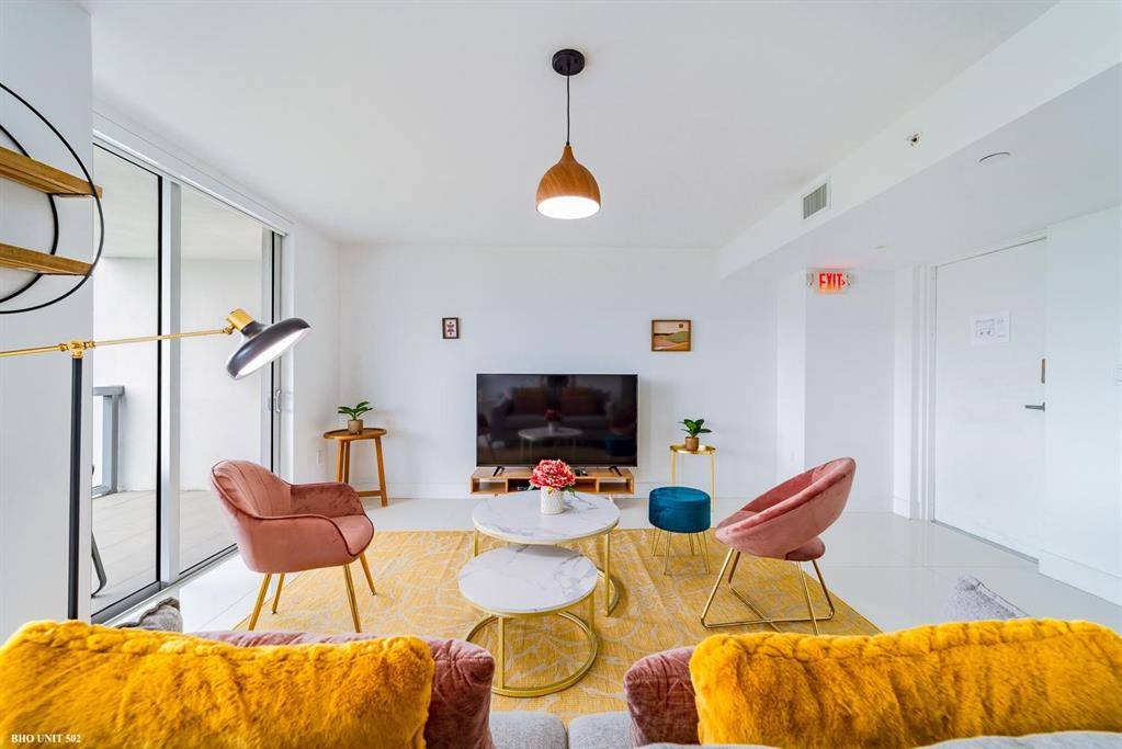 Bay Harbor Islands, FL 33154,1100 100th St #502