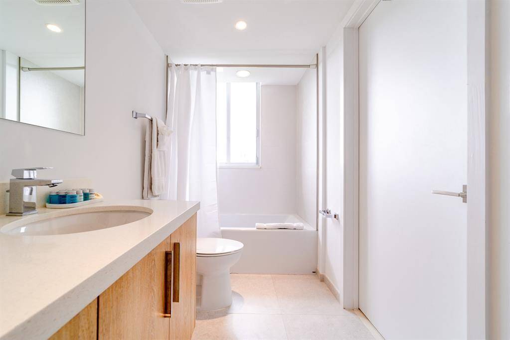 Bay Harbor Islands, FL 33154,1100 100th St #502