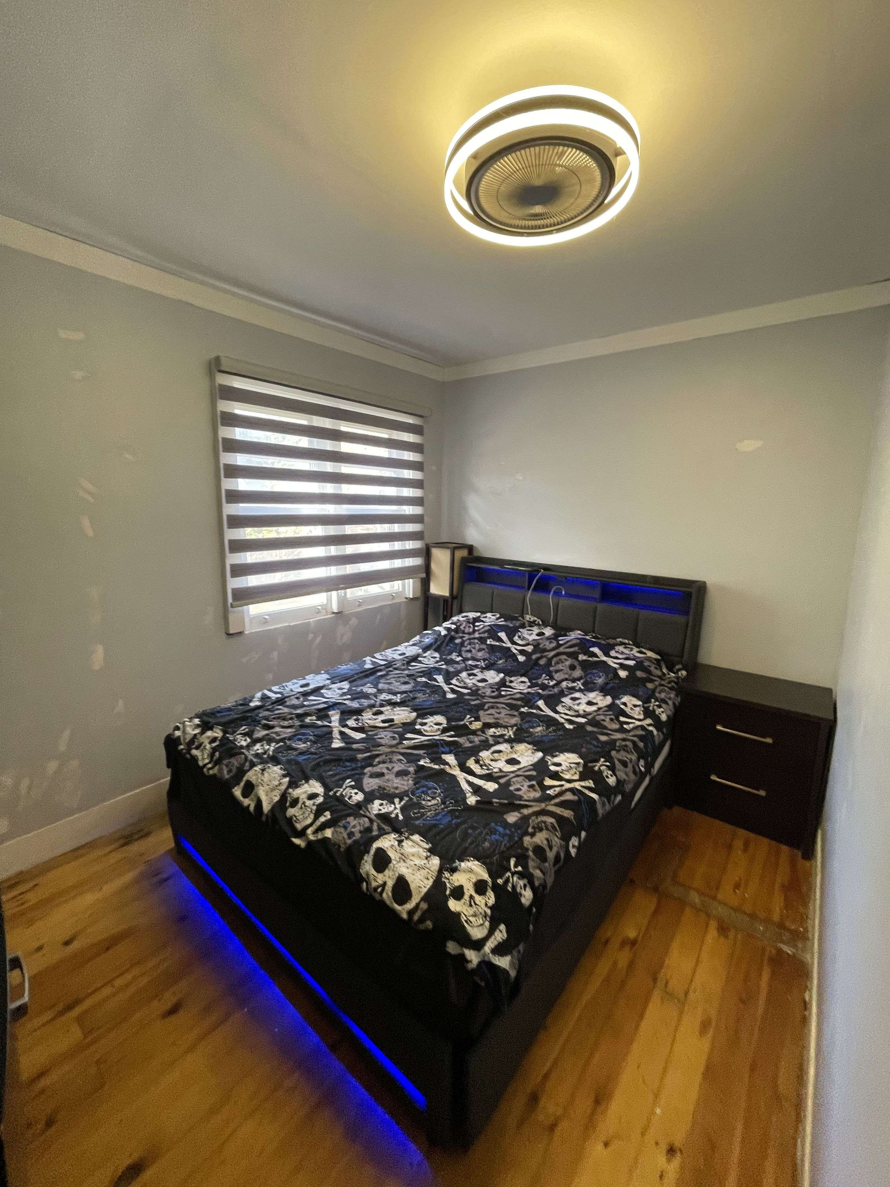 Georgina, ON L4P 2W5,257 Cedarholme AVE S