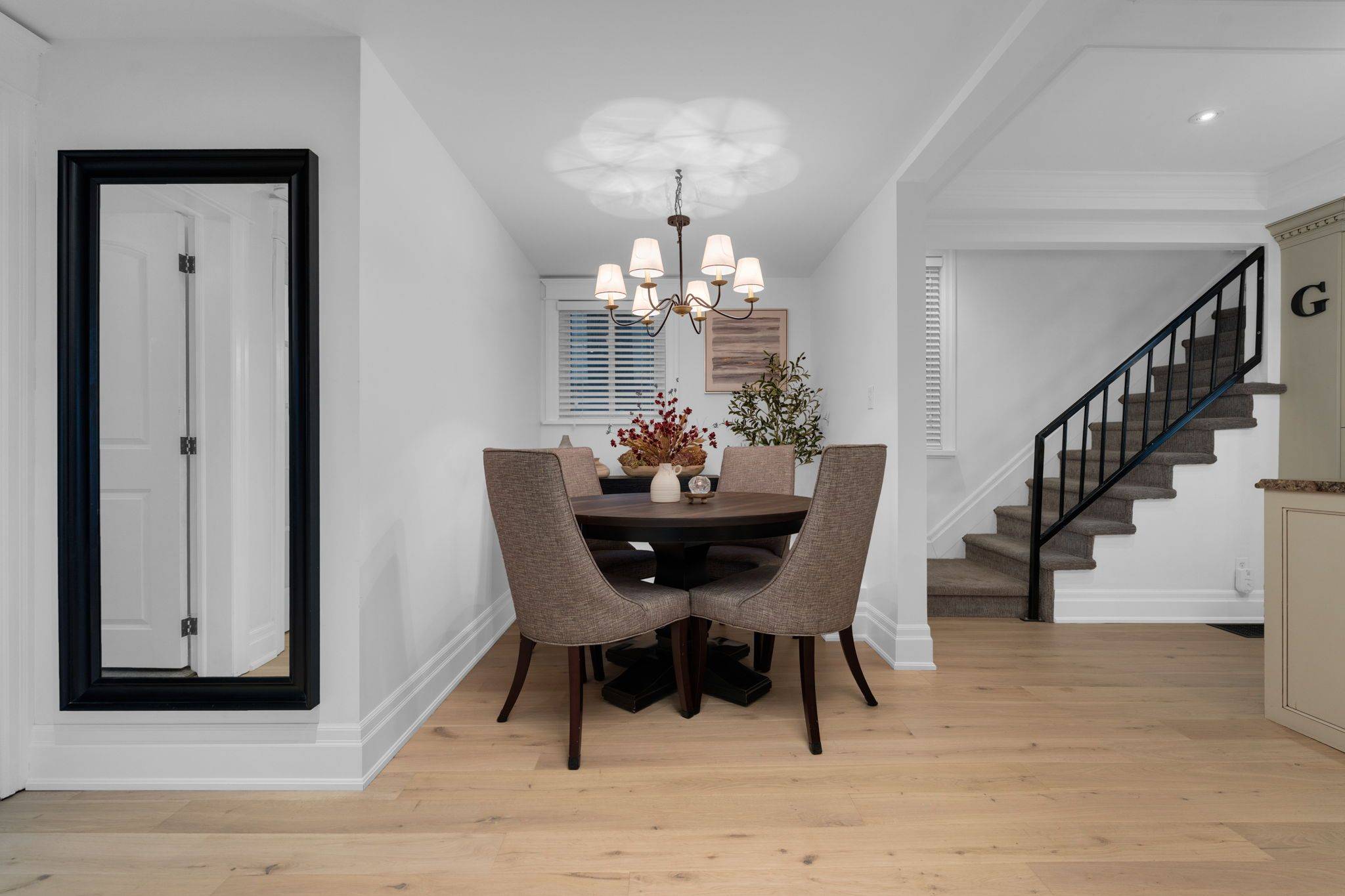 Midland, ON L4R 5J4,206 Centennial DR