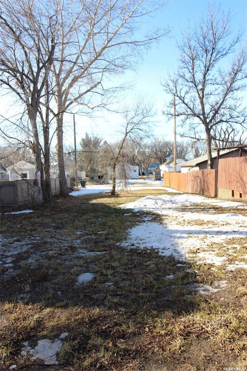 Shaunavon, SK S0N 2M0,347 4th STREET E