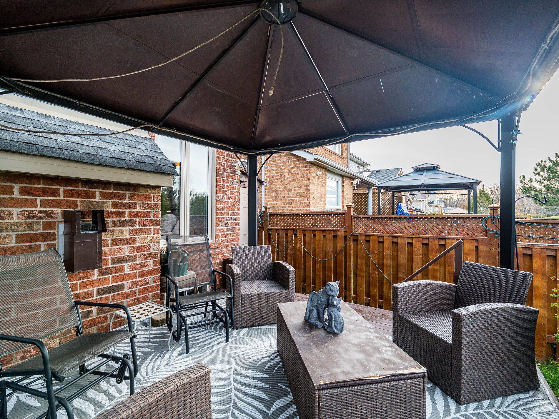 Brampton, ON L6R 2M9,18 Willow Park DR