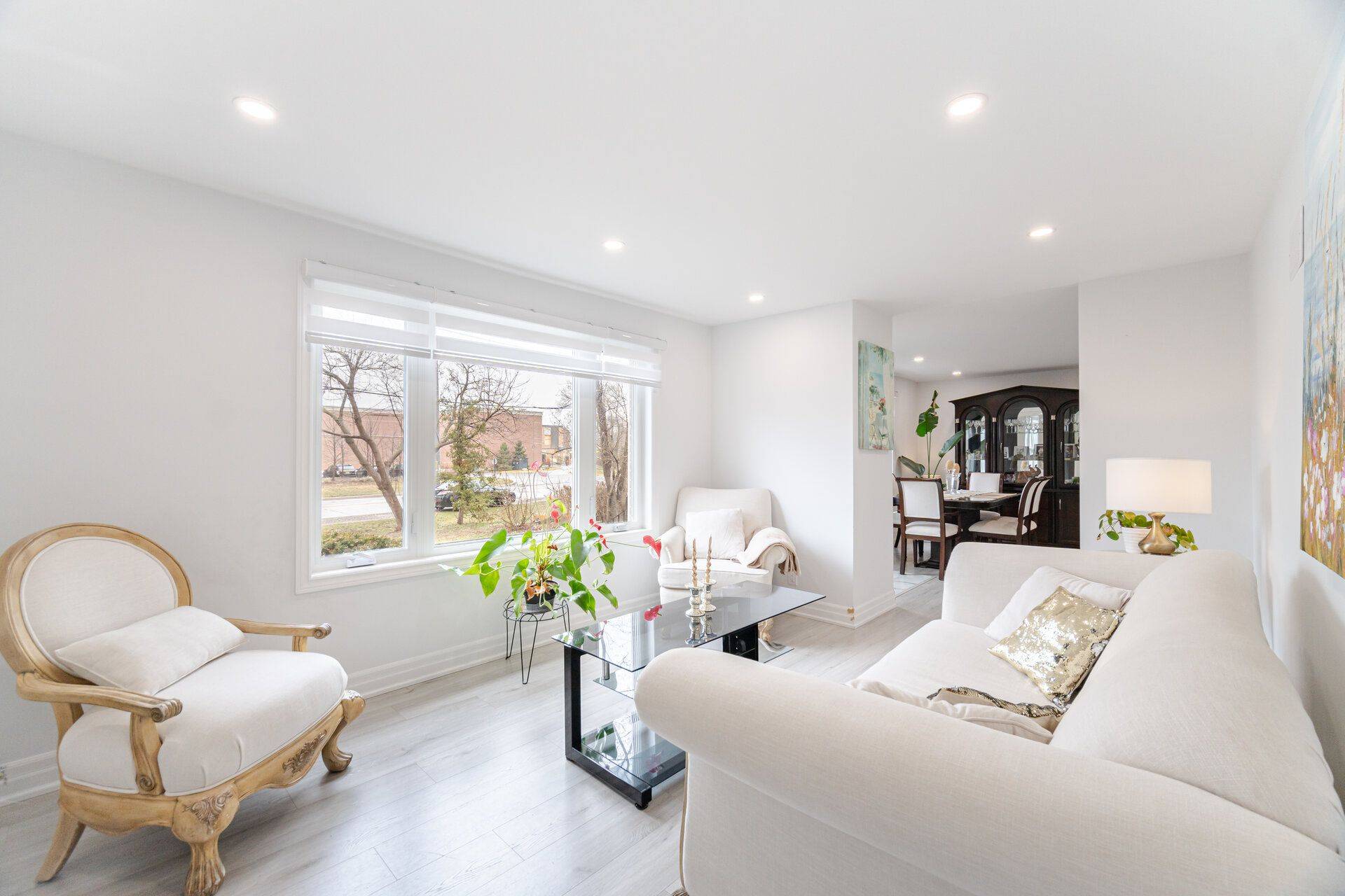 Mississauga, ON L4Y 1R2,2015 Stanfield RD