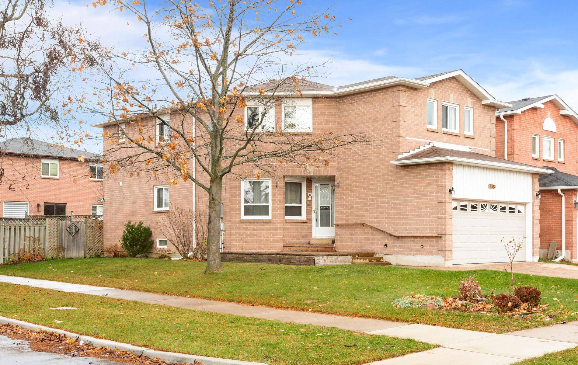 Brampton, ON L6X 4E7,138 Atkins CIR