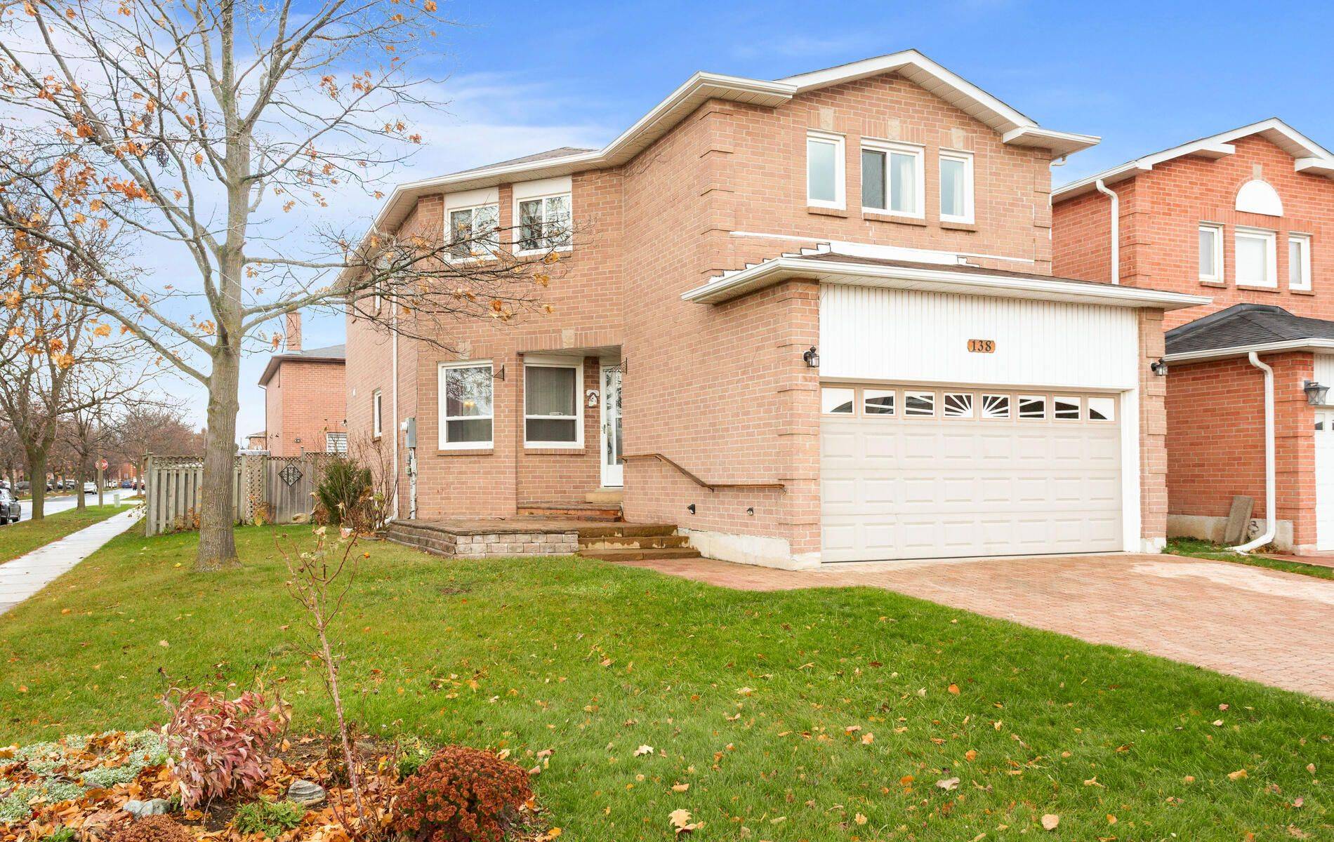 Brampton, ON L6X 4E7,138 Atkins CIR