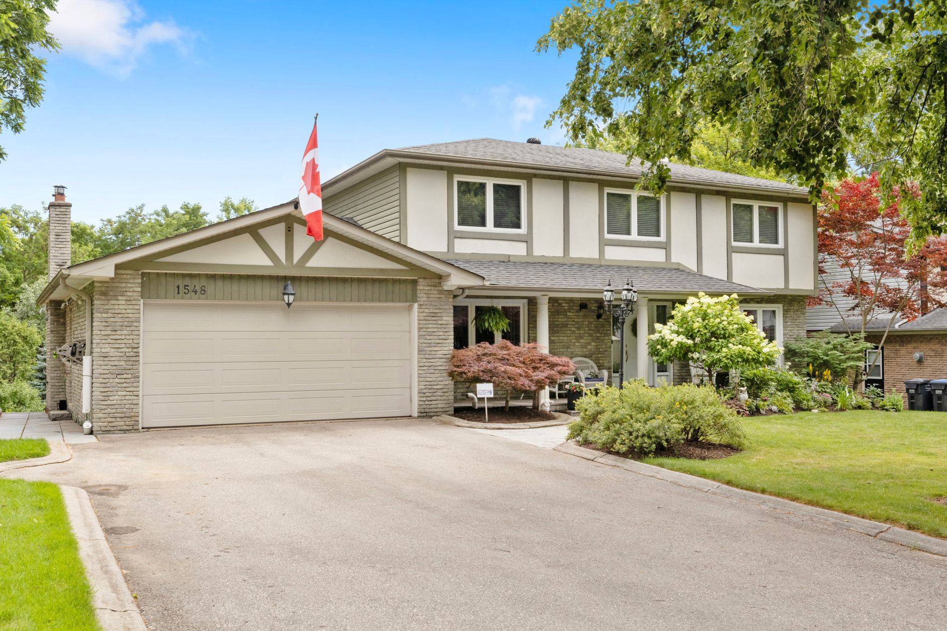 Mississauga, ON L5J 4C4,1548 Troika CT