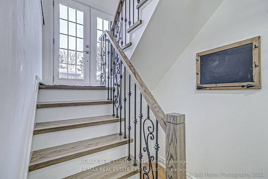 Mississauga, ON L5L 2M1,4175 Trellis CRES #Basement