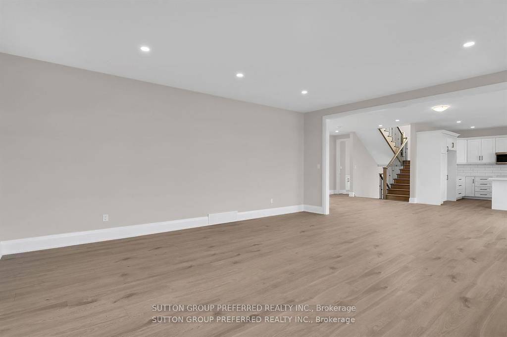 Dutton/dunwich, ON N0L 1J0,186 Leitch ST