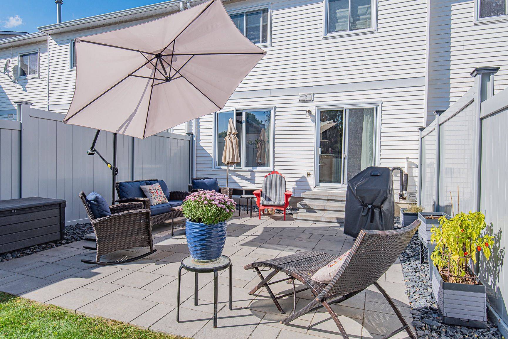 Orleans - Cumberland And Area, ON K4A 3E8,813 Clearcrest CRES