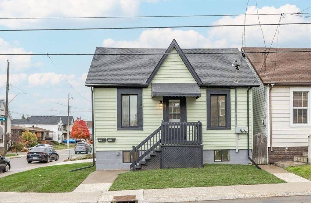 Hamilton, ON L8L 4Z2,476 Ferguson AVE N #A