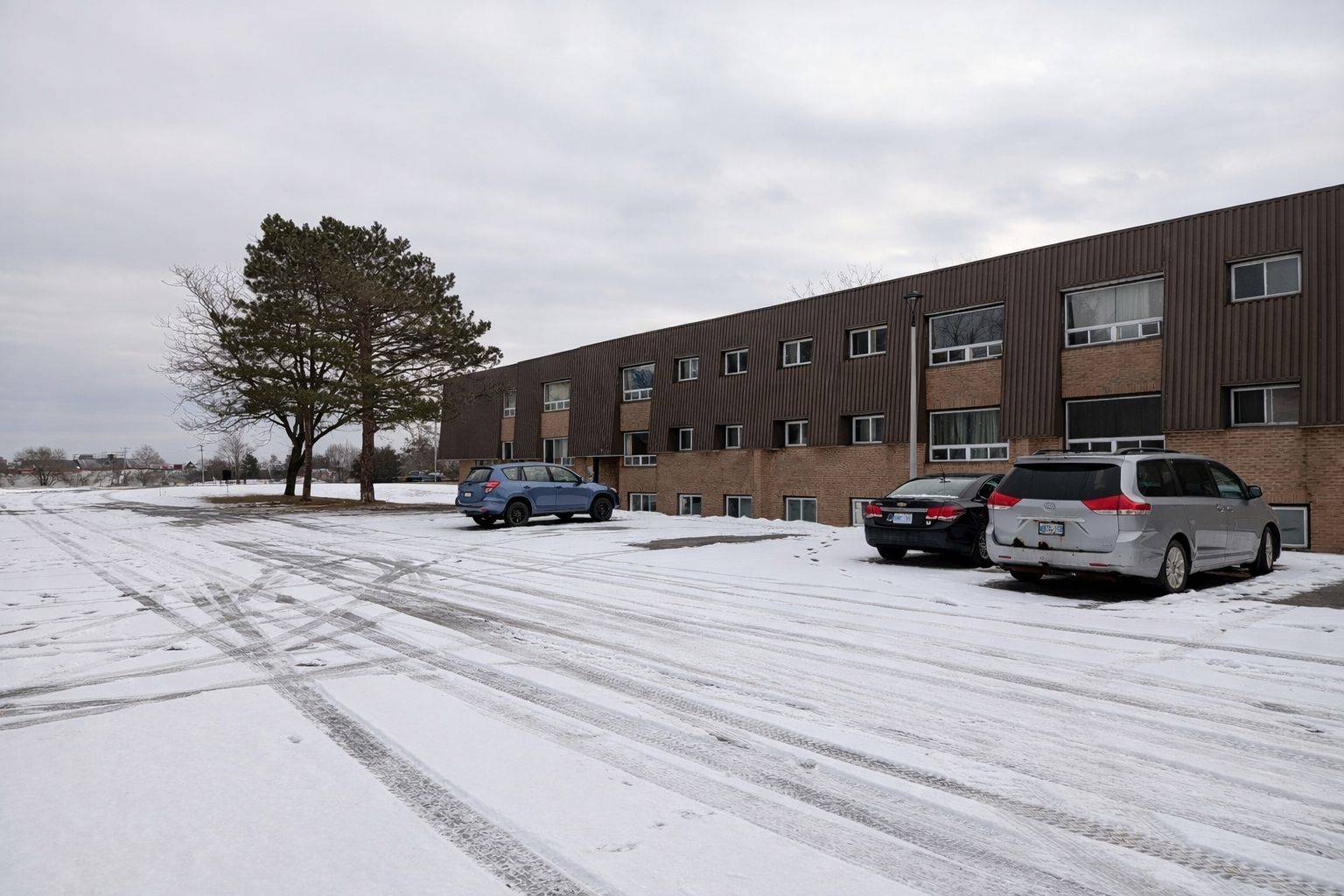 Loyalist, ON K0H 1G0,260 ACADEMY ST #108