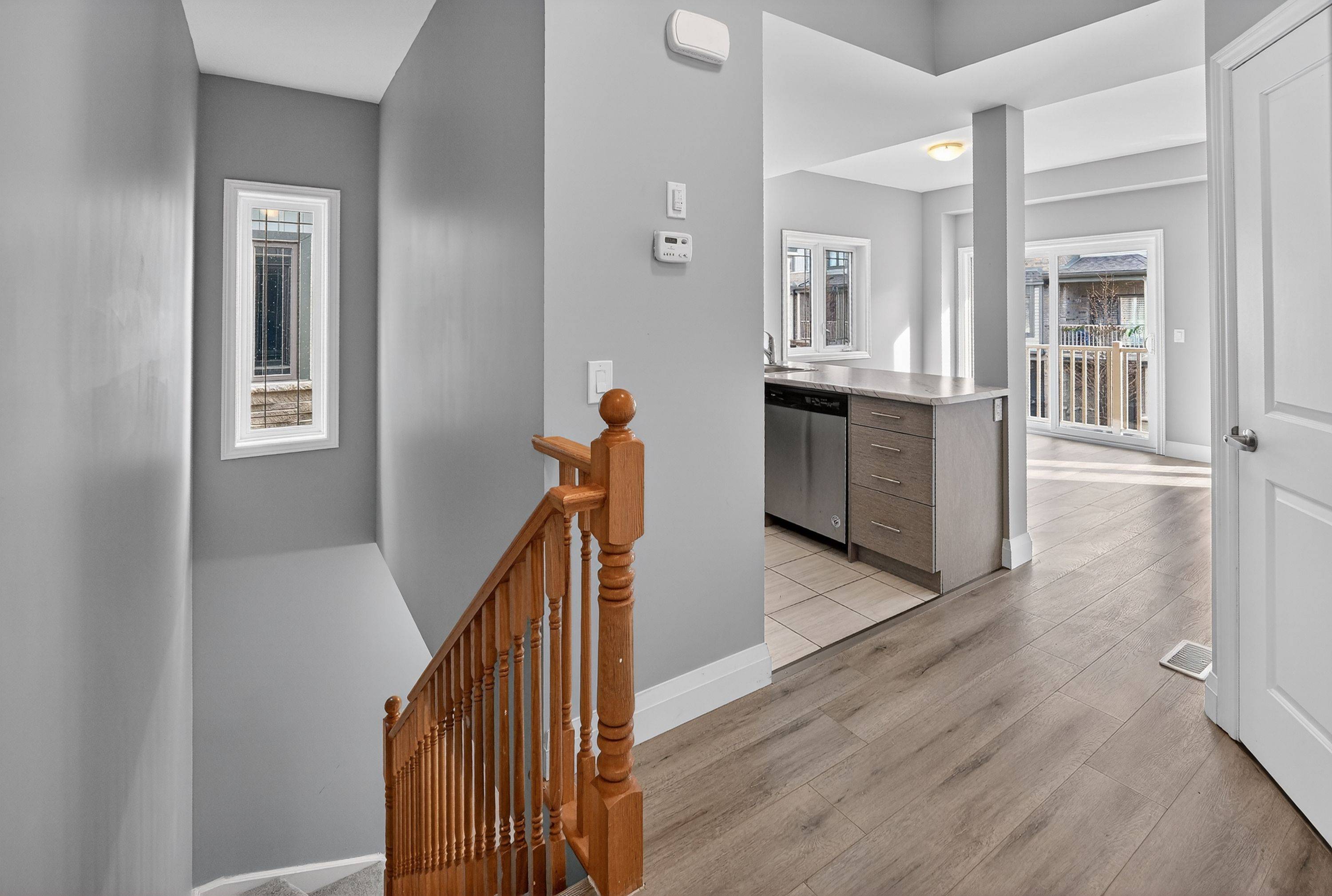 Brantford, ON N3T 0R6,77 Diana AVE #134