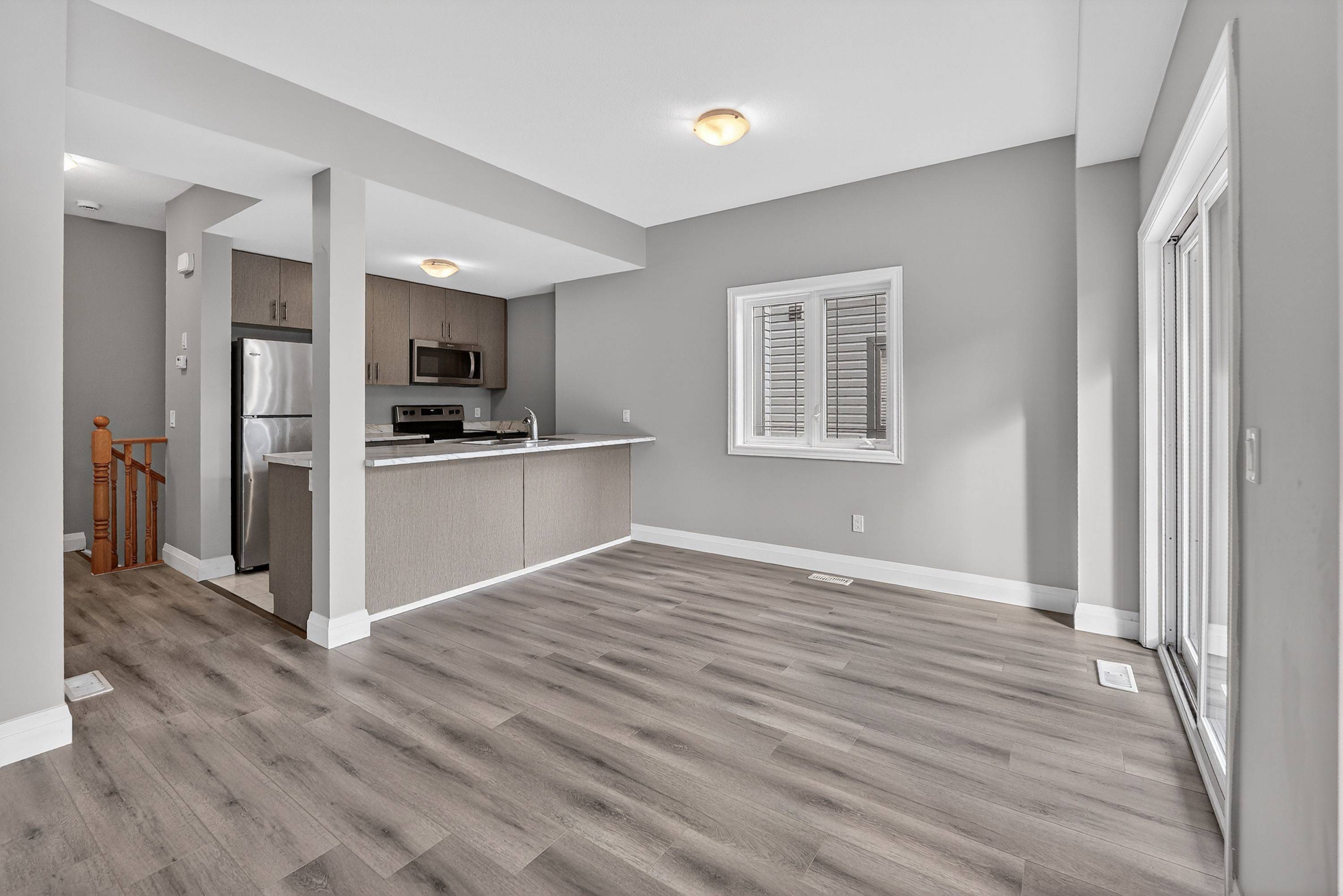 Brantford, ON N3T 0R6,77 Diana AVE #134