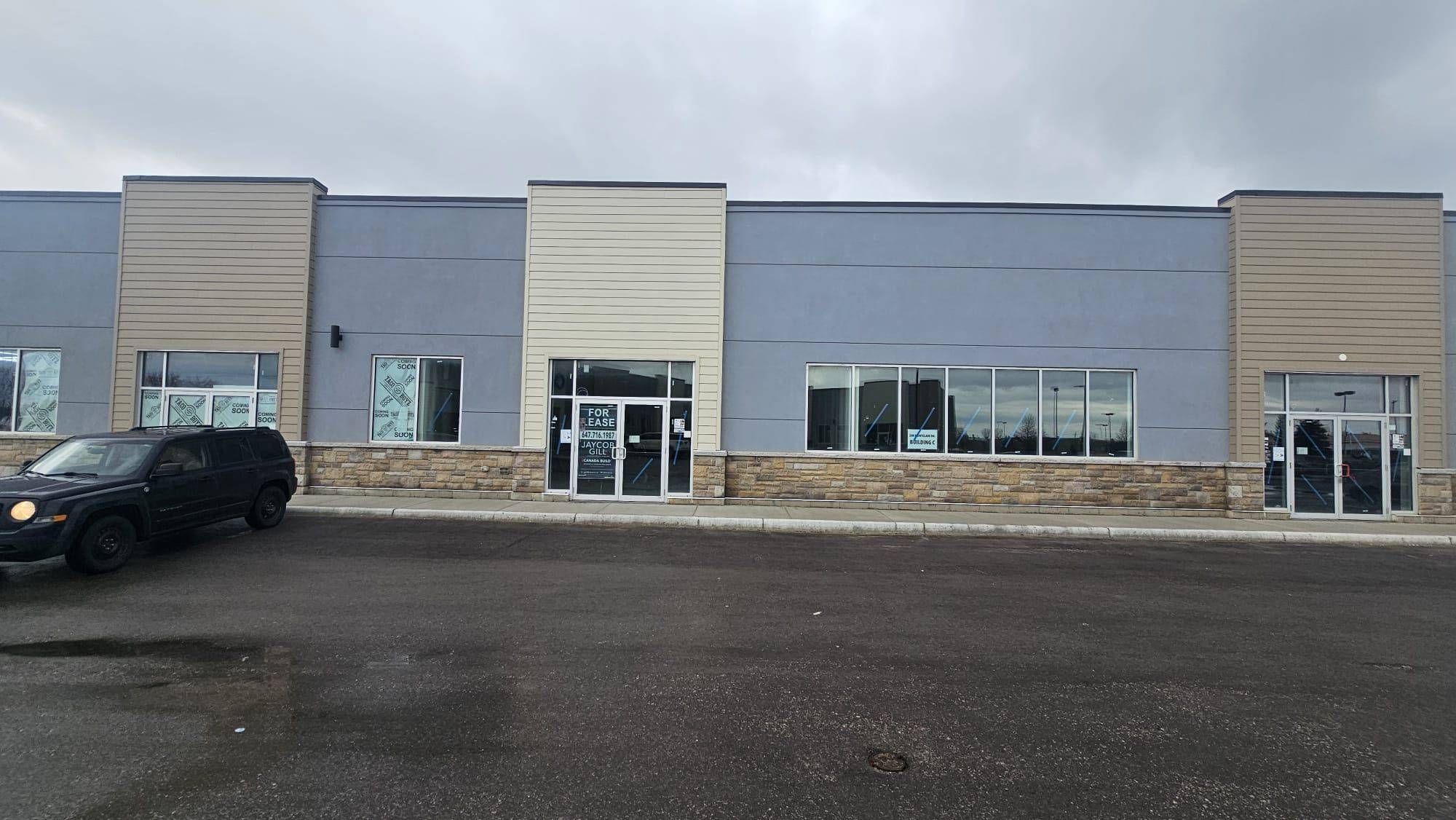 Woodstock, ON N4S 9A2,200 Montclair DR #13