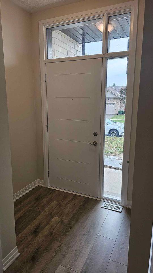 Cambridge, ON N1R 3H5,25 Isherwood AVE #137