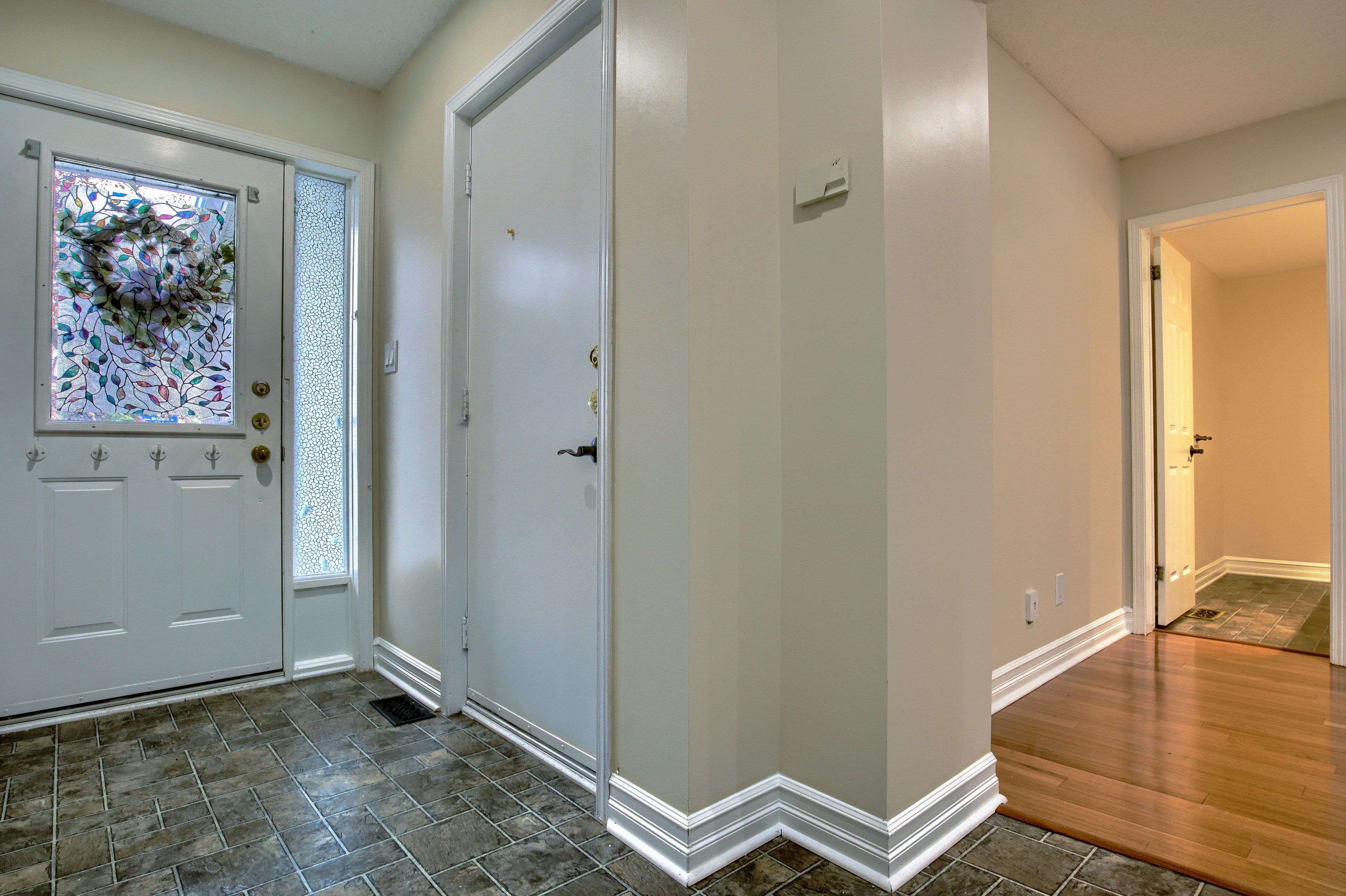 Kanata, ON K2L 4A6,55 McGibbon DR