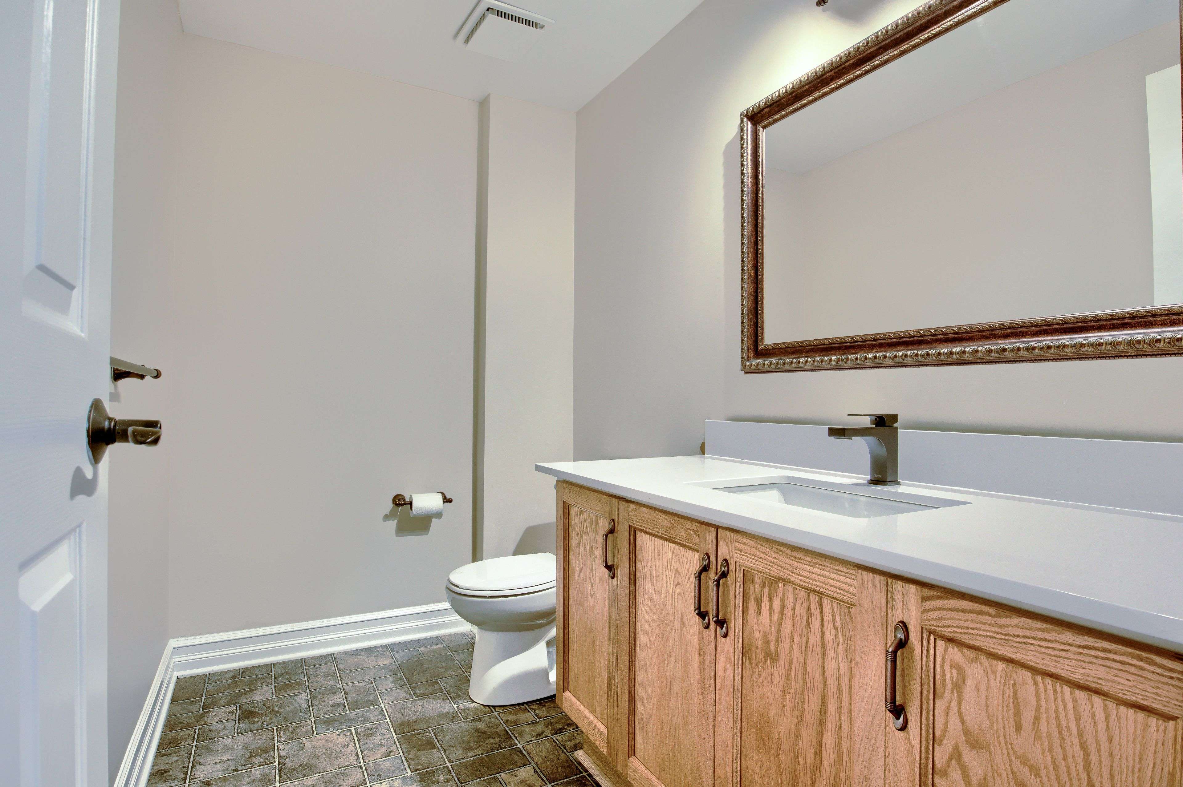 Kanata, ON K2L 4A6,55 McGibbon DR