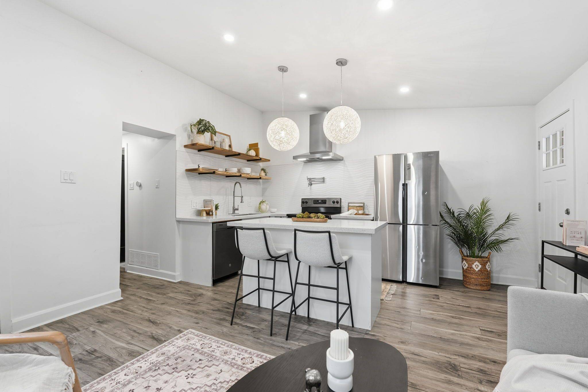 Hamilton, ON L8H 4K4,48 Frederick AVE